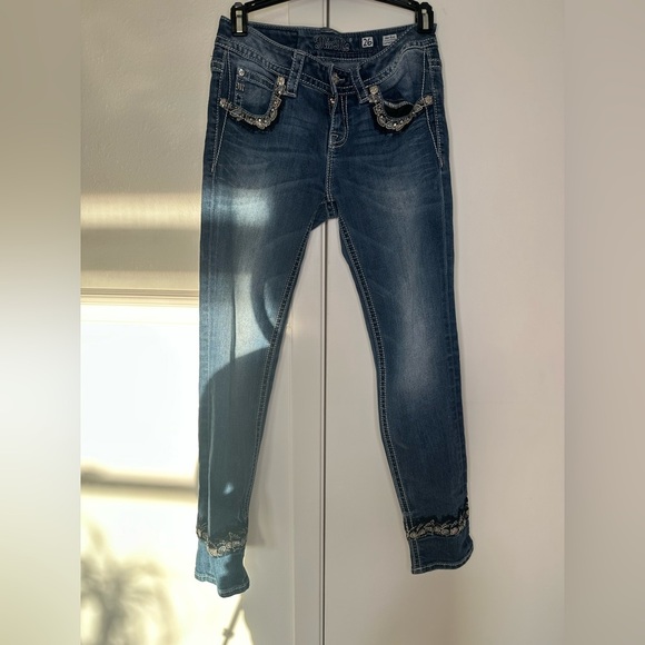 Miss Me Mid Rise cuffed skinny size 26 - Picture 1 of 11
